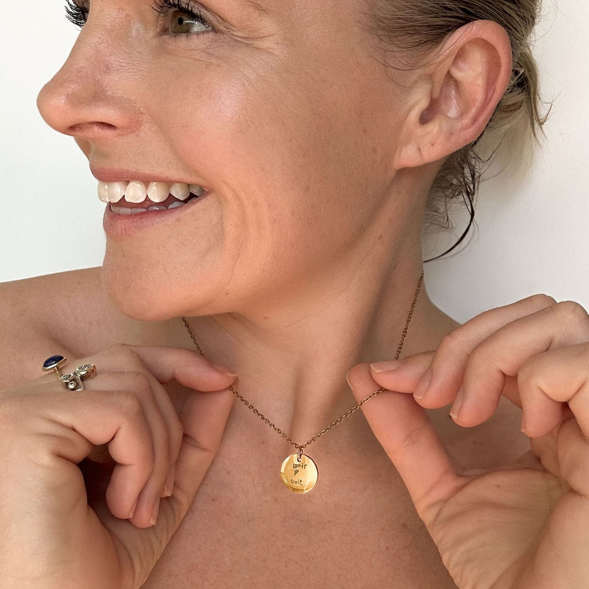 custom_pendant_by_lumine