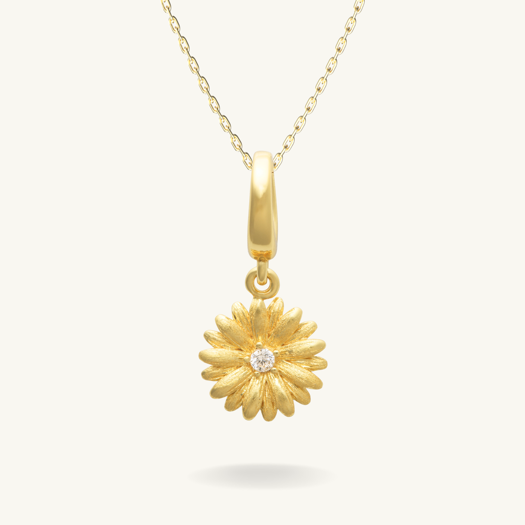 Daisy Birth Flower Necklace - April By Lumine