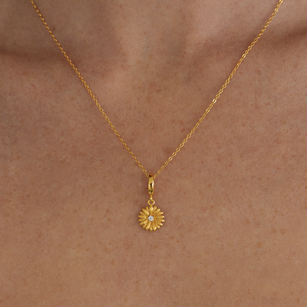 Daisy Flower Necklace